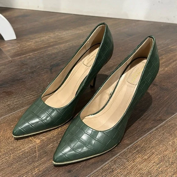 Marc New York Green Croc-Embossed Heels - Picture 1 of 6